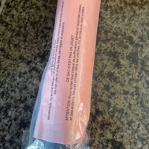 Victoria's Secret Pink Packaging - Picture 2 of 6